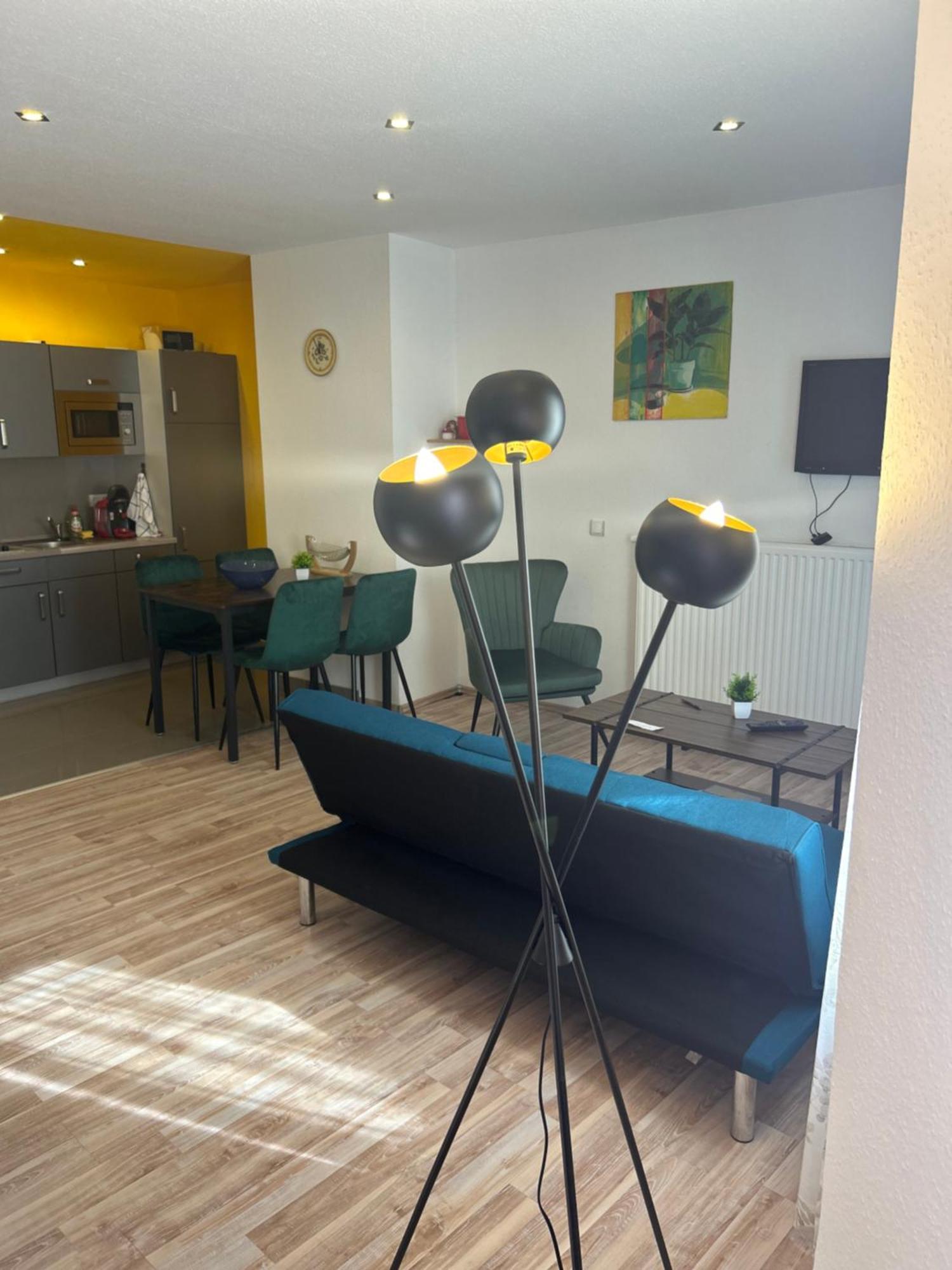 Piano Apartment Halle - Netflix - Free Wifi 4 Exterior photo